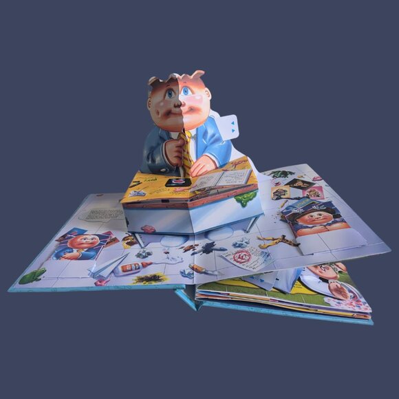 🤢 Garbage Pail Kids: The Ultimate Pop-Up Yearbook (Hardcover, 2021) 🤢 - Picture 1 of 3
